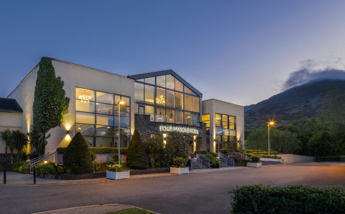 Four-Seasons-Hotel-Carlingford